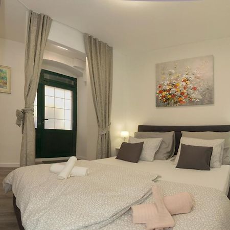 Apartment Klara สปลิท ภายนอก รูปภาพ