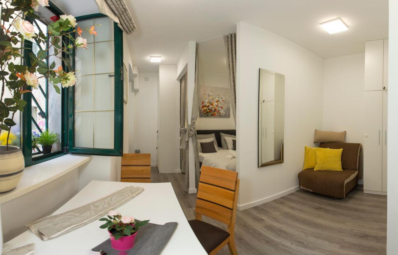 Apartment Klara สปลิท ภายนอก รูปภาพ