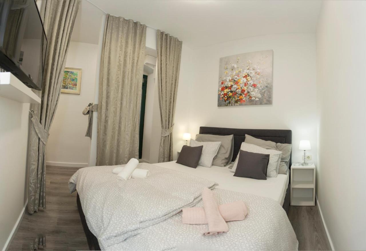 Apartment Klara สปลิท ภายนอก รูปภาพ