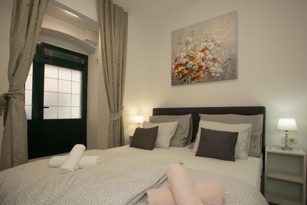 Apartment Klara สปลิท ภายนอก รูปภาพ