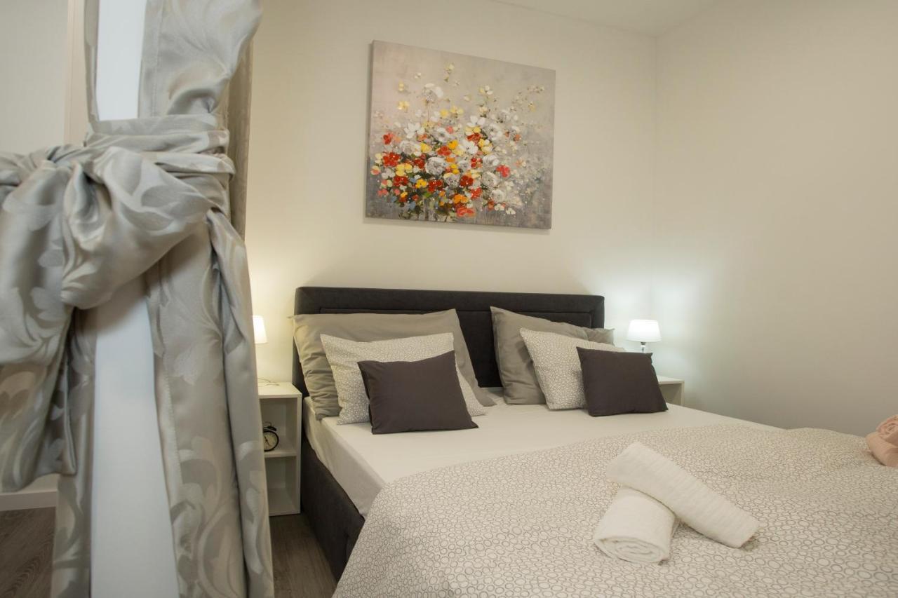 Apartment Klara สปลิท ภายนอก รูปภาพ