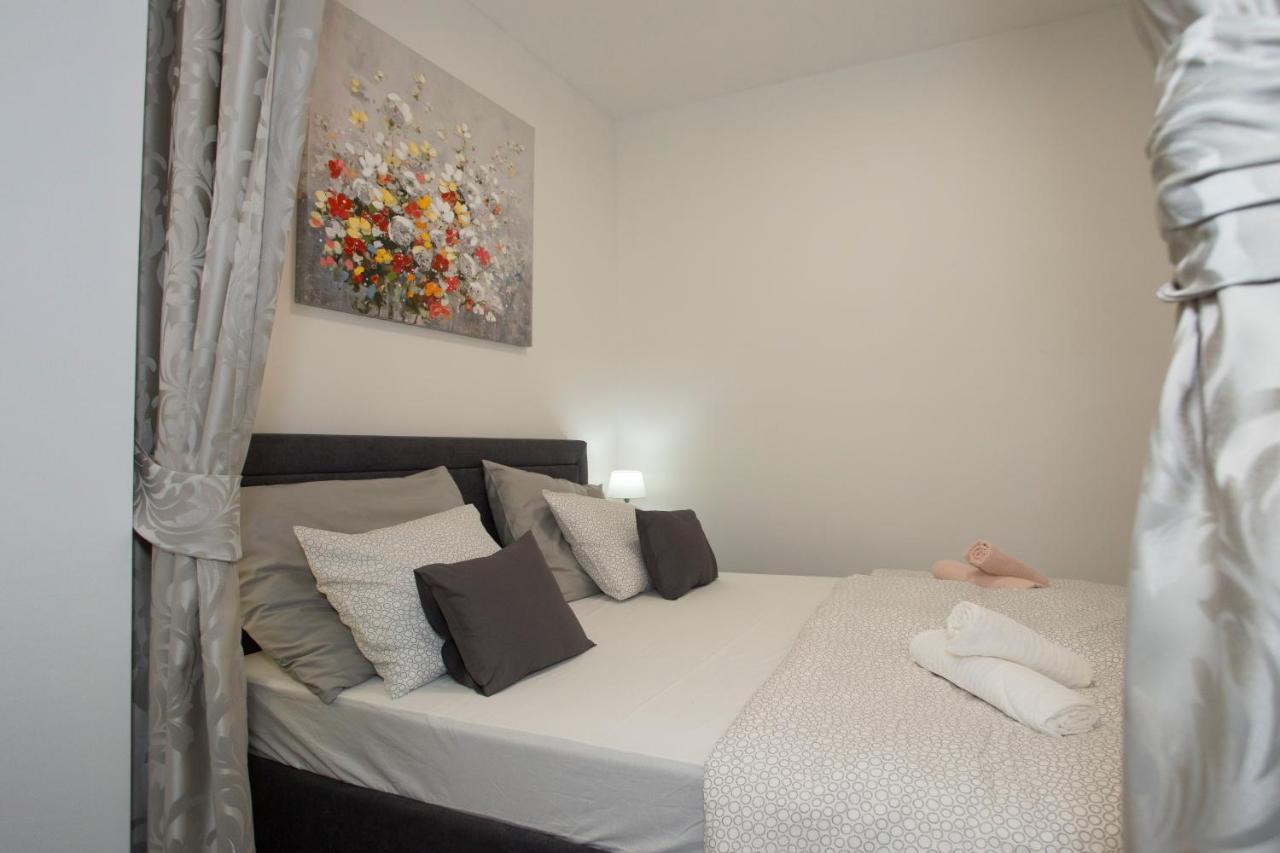 Apartment Klara สปลิท ภายนอก รูปภาพ