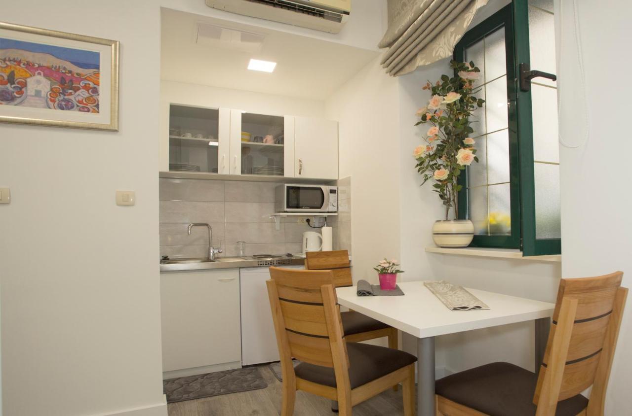 Apartment Klara สปลิท ภายนอก รูปภาพ
