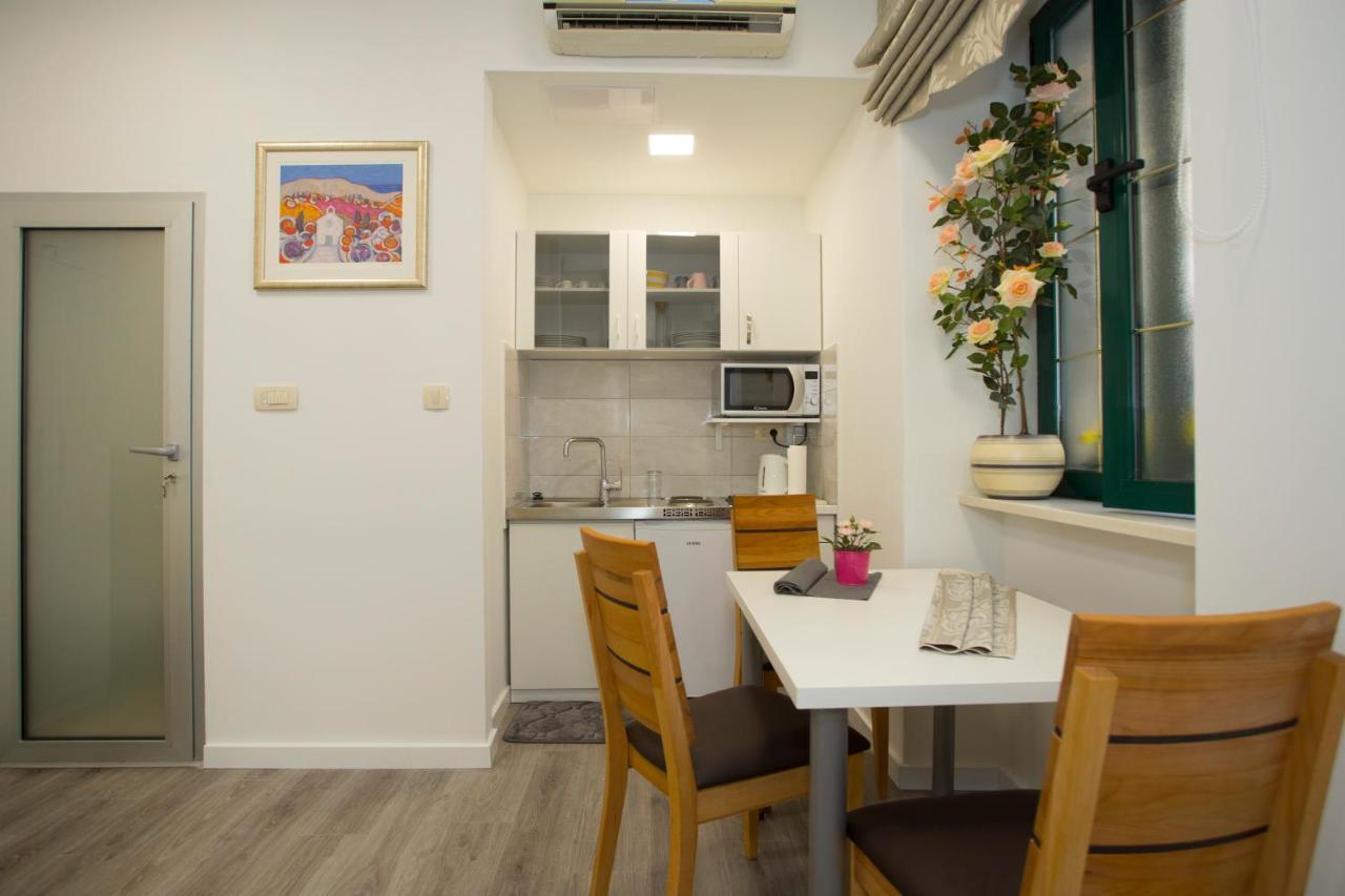 Apartment Klara สปลิท ภายนอก รูปภาพ