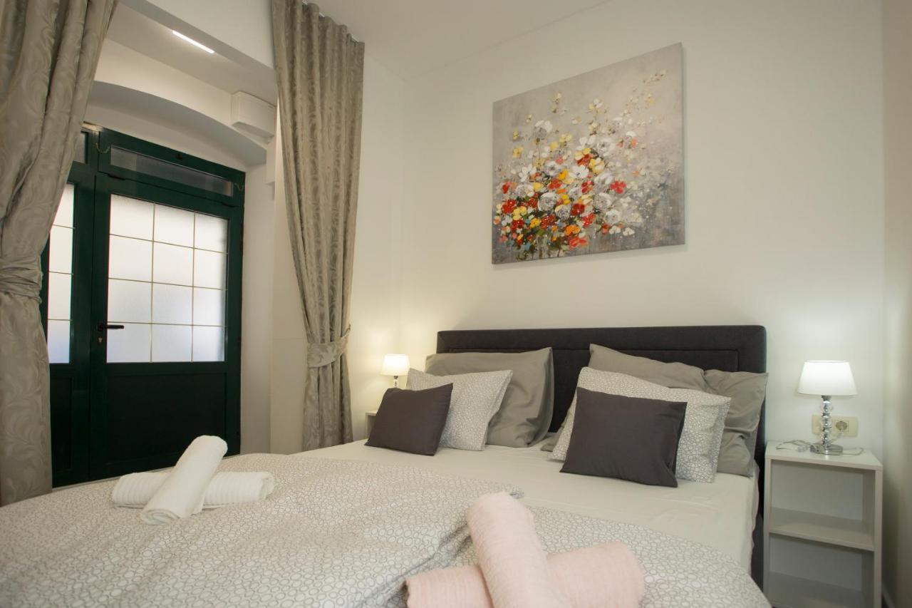 Apartment Klara สปลิท ภายนอก รูปภาพ