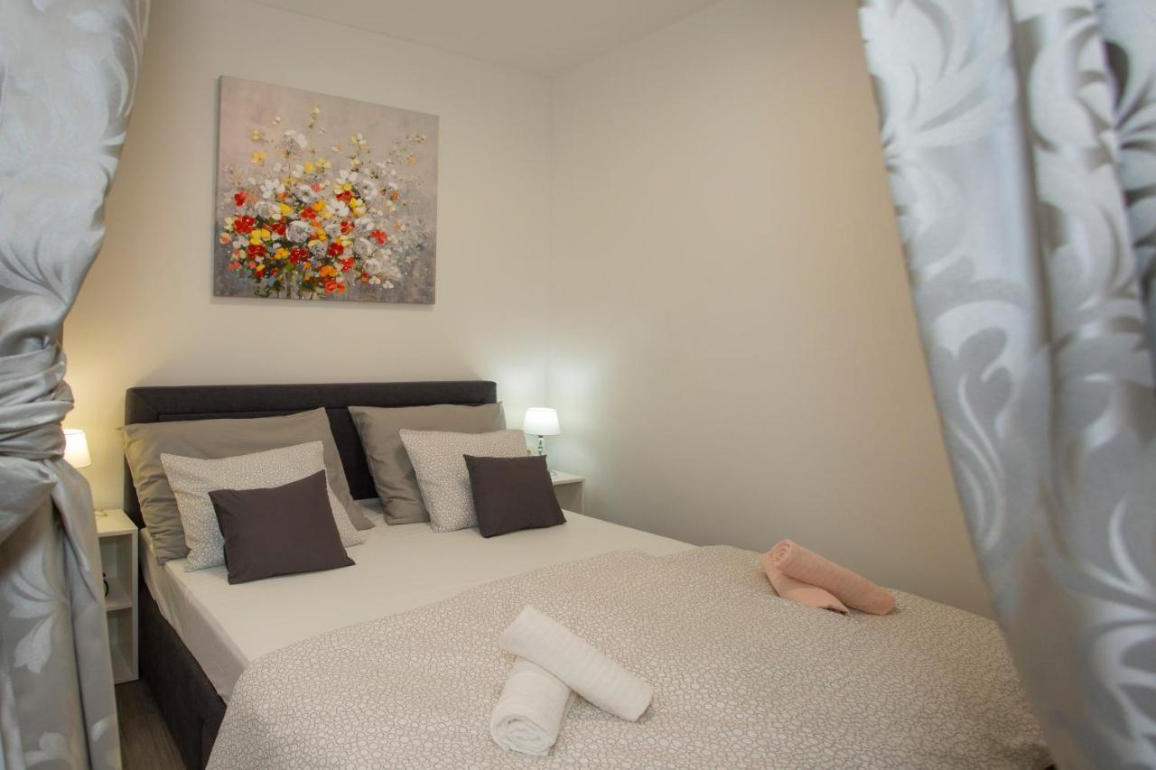 Apartment Klara สปลิท ภายนอก รูปภาพ