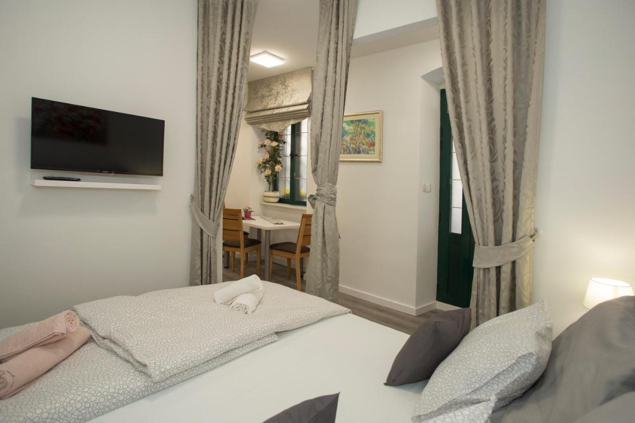 Apartment Klara สปลิท ภายนอก รูปภาพ